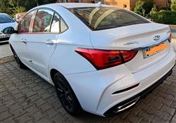 شيري أريزو 5